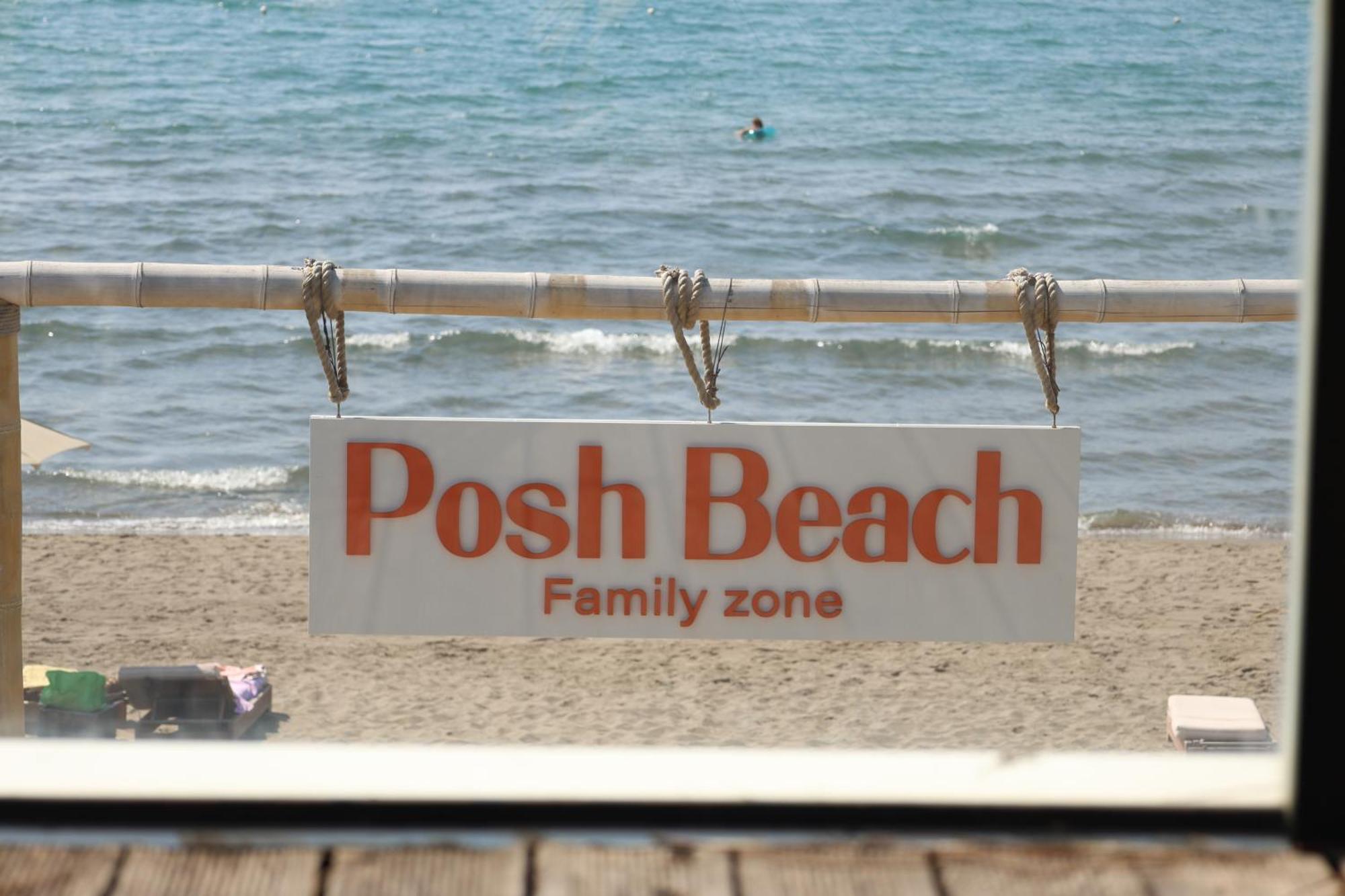 Posh 1 *