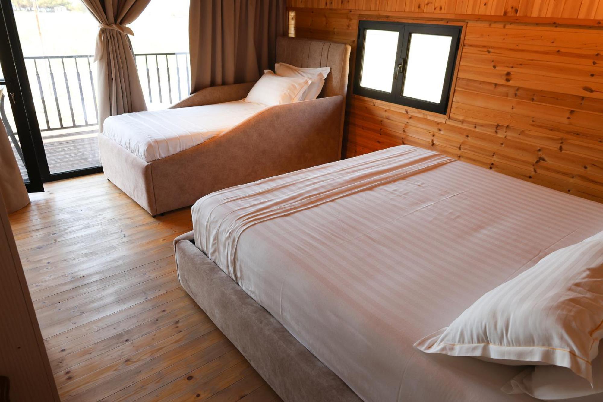 Villa Posh 1 *